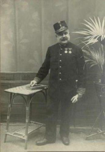 LOKAR Artur